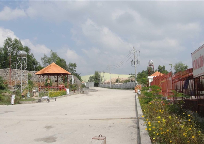 Cho thuê nhà xưởng mới xây dựng tại xã Đất Cuốc, Bắc Tân Uyên, DT sd 3.370 m2. LH: 0908.654.862