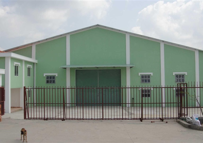 Cho thuê nhà xưởng mới xây dựng tại xã Đất Cuốc, Bắc Tân Uyên, DT sd 3.370 m2. LH: 0908.654.862