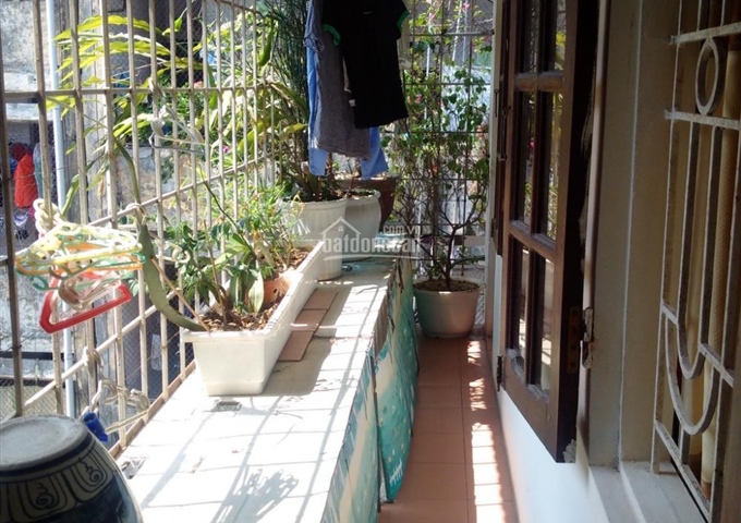 Chính chủ bán căn hộ tập thể tầng 4, G3A Thành Công, Nguyên Hồng