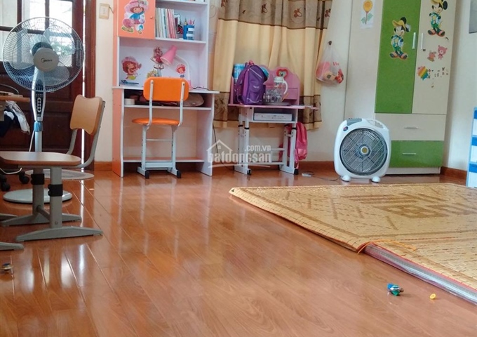 Chính chủ bán căn hộ tập thể tầng 4, G3A Thành Công, Nguyên Hồng