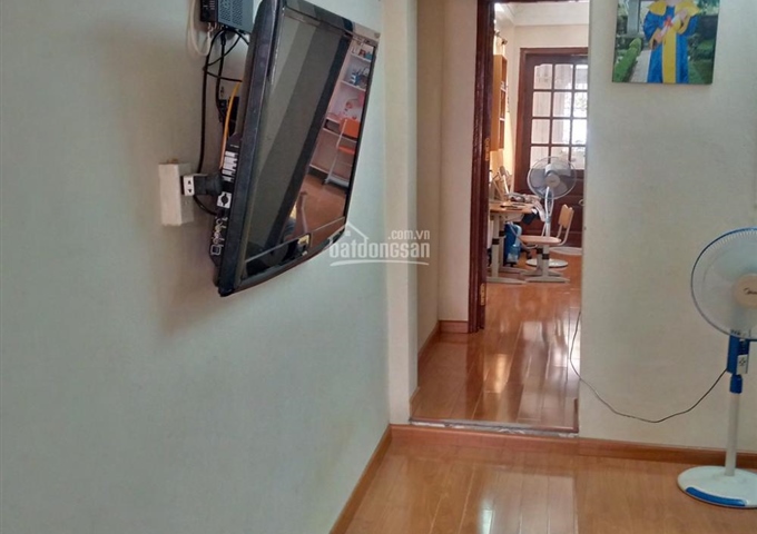 Chính chủ bán căn hộ tập thể tầng 4, G3A Thành Công, Nguyên Hồng