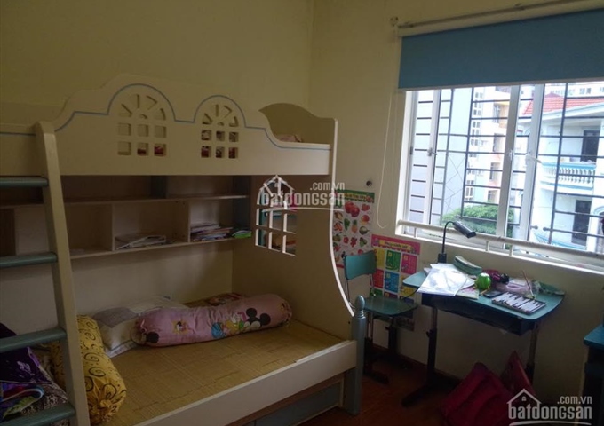 Cần bán căn hộ tầng 5 tập thể đại học Thương Mại, Mai Dịch, Cầu Giấy, Hà Nội, 168m2, 1.8 tỷ