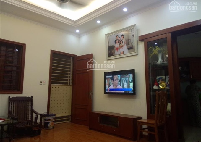 Cần bán căn hộ tầng 5 tập thể đại học Thương Mại, Mai Dịch, Cầu Giấy, Hà Nội, 168m2, 1.8 tỷ