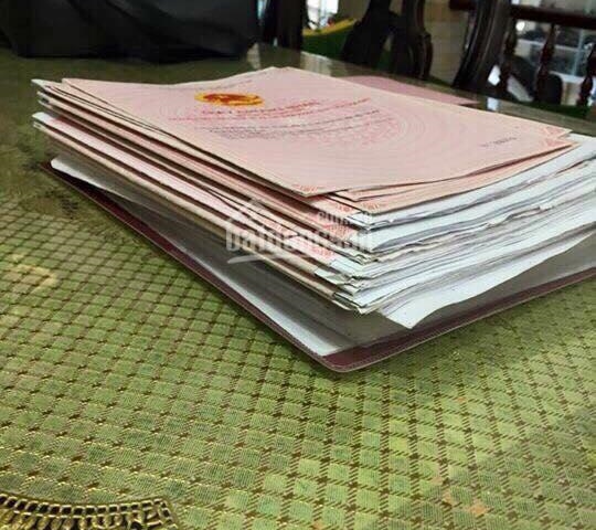 Cần bán căn hộ tầng 5 tập thể đại học Thương Mại, Mai Dịch, Cầu Giấy, Hà Nội, 168m2, 1.8 tỷ