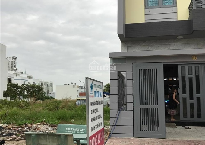 Bán đất KDC 13E Intresco DT 140m2 ngay trục đường chính Số 4 đối diện chung cư Terra Rosa, giá rẻ 