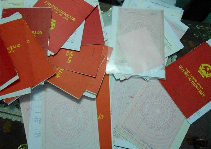 Bán nhà ngay chợ Tân Phước Khánh, Tân Uyên sổ hồng riêng, trả góp qua ngân hàng Lh 0983744879