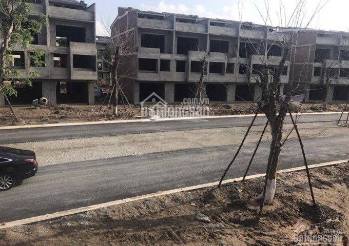 Cần bán chính chủ lô nhà phố Thủy Nguyên số 72, 100m2, hướng Nam, giá 5.5 tỷ, bao phí chuyển tên