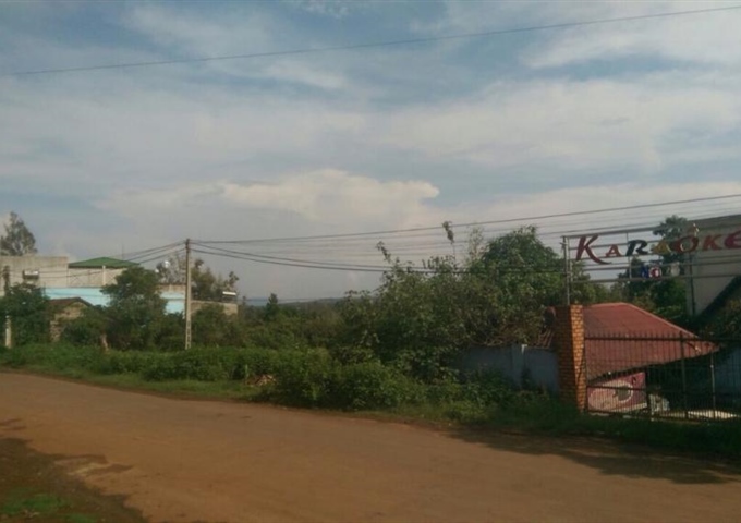 Bán đất chính chủ ngay trung tâm thị trấn Đắk Mil. DT 384m2. LH: 0985423168