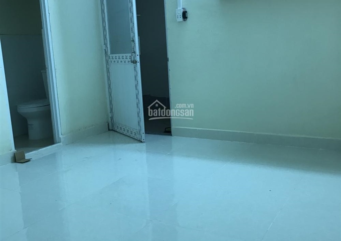 Cho thuê chung cư mini gần đường Hoàng Diệu, cách ĐH Ngân Hàng 200m, SPKT 600m