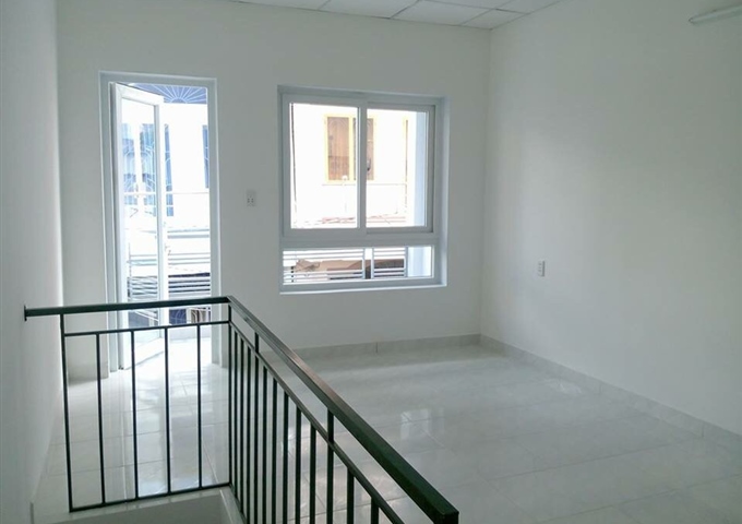 Cho thuê nhà trọ 40m2 Ngô Tất Tố, P22, quận Bình Thạnh, LH 0946968199