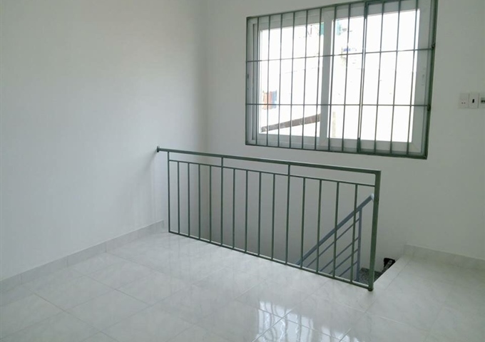Cho thuê nhà trọ 40m2 Ngô Tất Tố, P22, quận Bình Thạnh, LH 0946968199