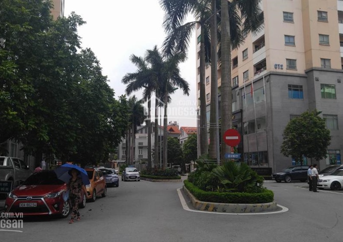 Bán chung cư Nàng Hương, 583 Nguyễn Trãi, Hà Nội, 68m2, sổ đỏ, full nội thất. LH 01282734444