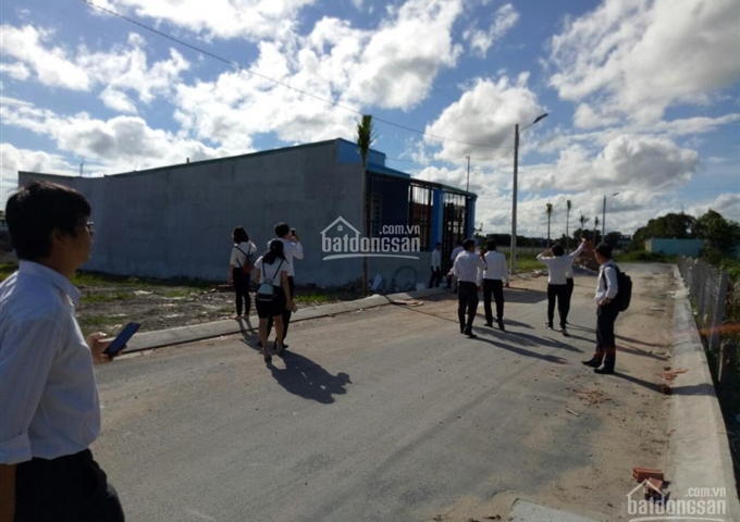 Đất Lê Minh Xuân gần Cầu Xáng Bình Chánh, có sổ đỏ, 400 triệu/nền