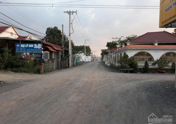 Hot - Duy nhất 10 lô đất đối diện trường THCS Phước Tân 1, DT 80m2, 90m2, 100m2. LH 0938.018.295