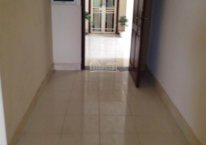 Cho thuê chung cư T608 Tổng cục 5 Bộ Công an giá 7tr/th