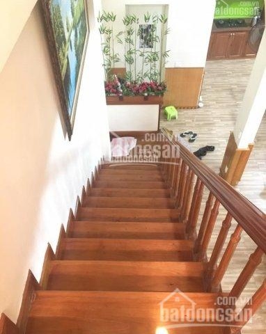 Bán nhà đầu ngõ đường Giáp Bát gần nhà thờ Làng Tám, KD tốt, ô tô vào nhà, giá từ 2,4 tỷ đến 6.3 tỷ