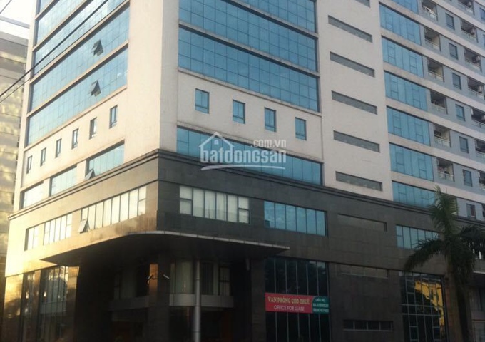 Bán căn hộ giá cực hợp lý tòa nhà hỗn hợp Vườn Đào ngõ 689 Lạc Long Quân