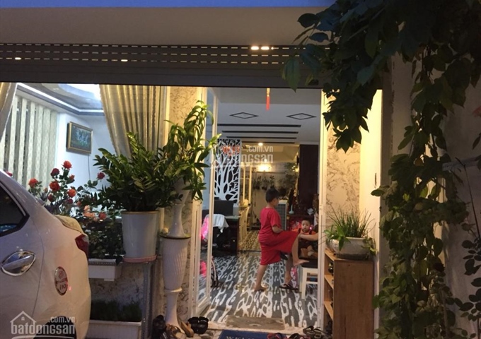 Cần bán nhà đẹp lung linh nằm đường Dương Cát Lợi, Nhà Bè, DT 5x20m, 3 lầu, gara xe hơi. Giá 4,2 tỷ