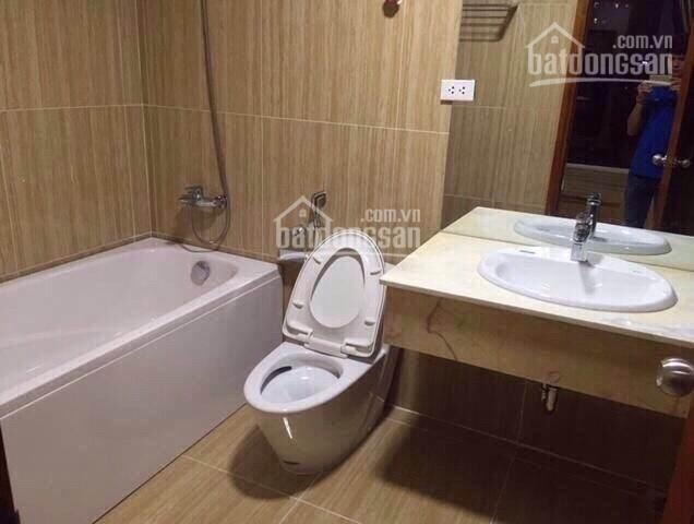 Tôi cần bán cắt lỗ căn hộ Sky City ở 88 Láng Hạ, DT 145m2, 3PN, giá 39,5 triệu