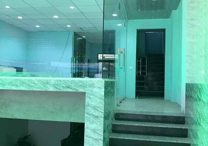 Cho thuê văn phòng số 90 Lê Trọng Tấn, gần ĐH Y, 80m2, thang máy, an ninh, 8 tr/tháng,  02435551721