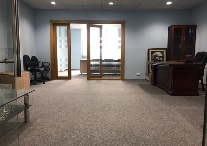 Cho thuê văn phòng số 90 Lê Trọng Tấn, gần ĐH Y, 80m2, thang máy, an ninh, 8 tr/tháng,  02435551721