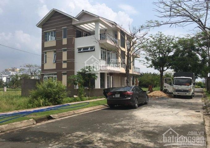 Bán gấp lô biệt thự Topia Garden Khang Điền, giá 17 triệu. 0939945249