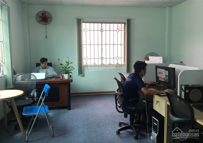 Cho thuê văn phòng giá rẻ 2 mặt tiền. 104 Chu Văn An, P26, Q Bình Thạnh, TP. HCM