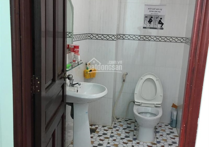 Cho thuê văn phòng giá rẻ 2 mặt tiền. 104 Chu Văn An, P26, Q Bình Thạnh, TP. HCM