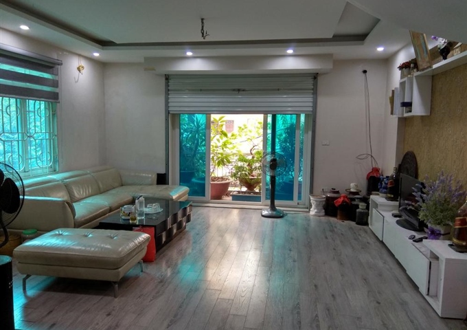 Chính chủ cần bán nhà 5 tầng ngõ 168 Nguyễn Xiển, Thanh Xuân, Hà Nội