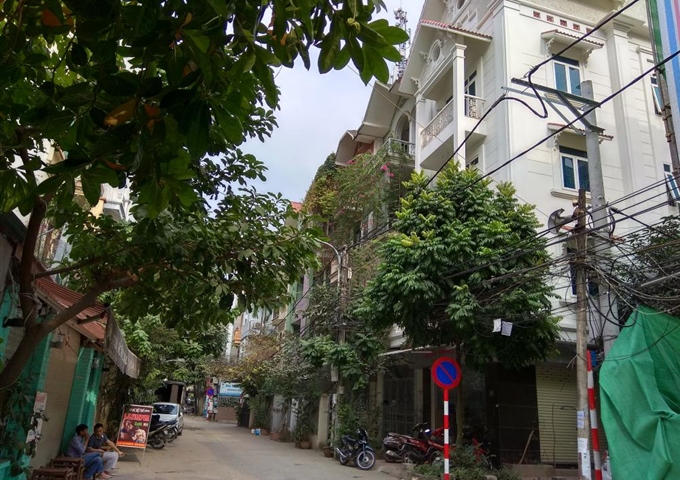 Chính chủ cần bán nhà 5 tầng ngõ 168 Nguyễn Xiển, Thanh Xuân, Hà Nội