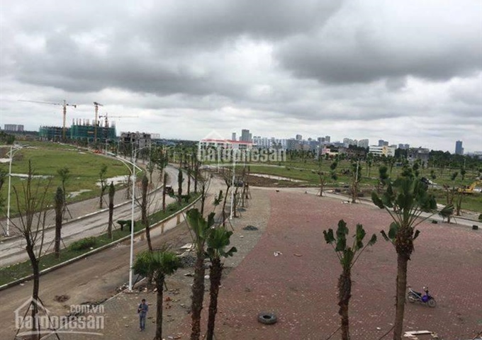 Không đủ tiền nộp bán lô đất LK Thanh Hà đường 25m, giá 26tr/m2. LH: 0979476234