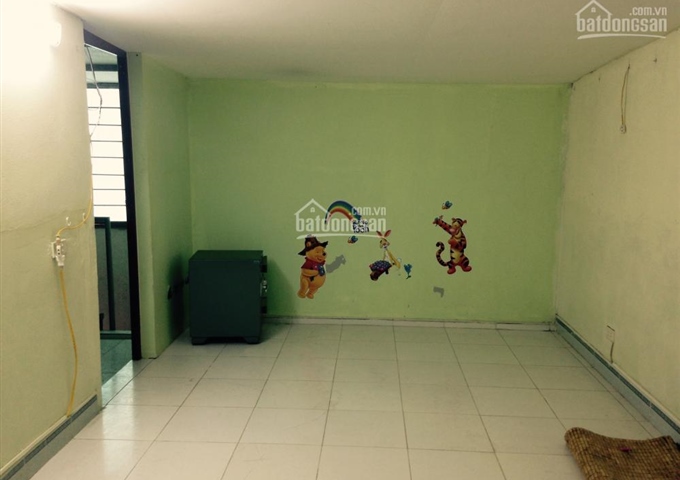 Thuê nhà tập thể E5 ngõ 4 Phương Mai, Đống Đa