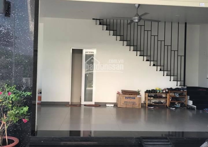 Cho thuê mặt bằng kinh doanh làm quán Cà phê, ăn sáng...lô góc 2 mặt tiền, DT 90m2, Giá 6tr/tháng