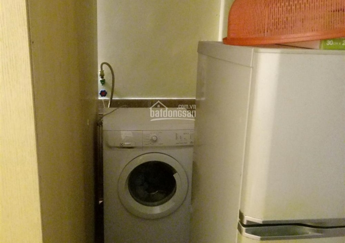 Chính chủ cần bán căn tập thể D2 quân đội phố Tô Hiệu, Nghĩa Tân. Diện tích gần 70m2 giá 1.85 tỷ