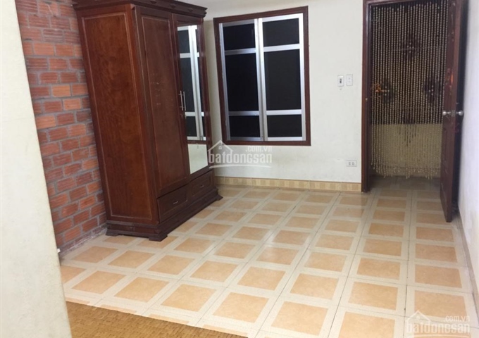 Cần bán căn hộ 70m2 tập thể Quân đội Bắc Nghĩa Tân, ngõ 120 Hoàng Quốc Việt, Cầu Giấy, giá 1.8 tỷ