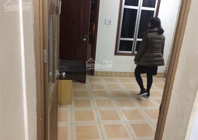 Cần bán căn hộ 70m2 tập thể Quân đội Bắc Nghĩa Tân, ngõ 120 Hoàng Quốc Việt, Cầu Giấy, giá 1.8 tỷ