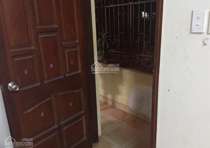 Cần bán căn hộ 70m2 tập thể Quân đội Bắc Nghĩa Tân, ngõ 120 Hoàng Quốc Việt, Cầu Giấy, giá 1.8 tỷ