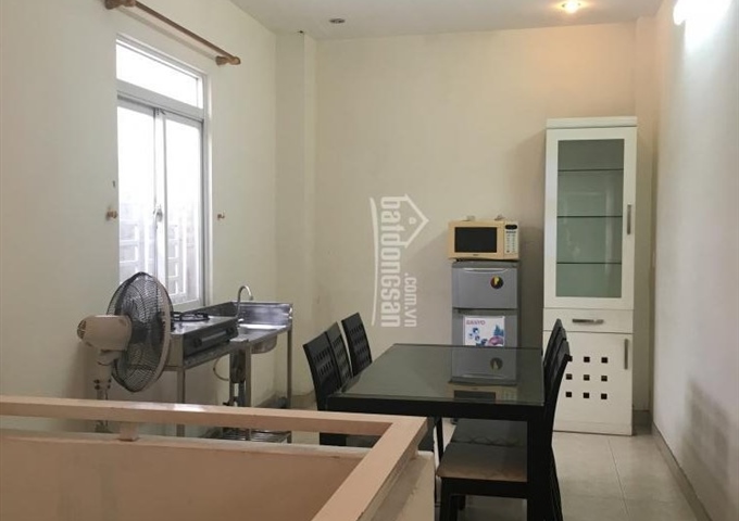 Phòng cao cấp, sân vườn, 2 mặt tiền thoáng mát, an ninh, gần Quận 1 cho thuê