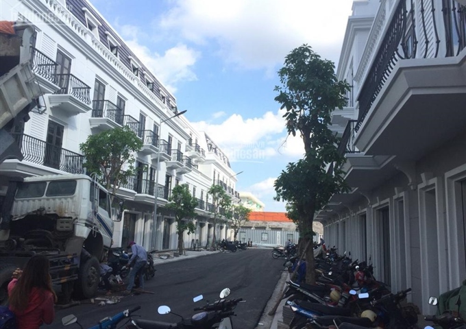 Cho thuê nhà Vincom Shophouse Vĩnh Long hotline: 0949883047