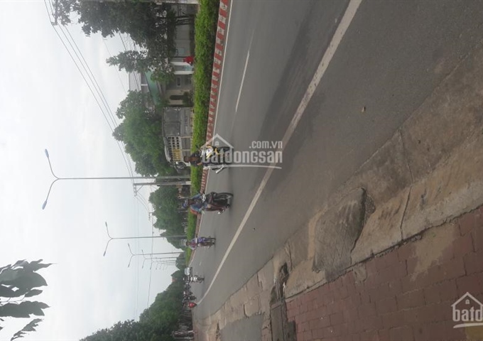 Đất mặt tiền đường Nguyễn Chí Thanh, gần ngã ba suối giữa