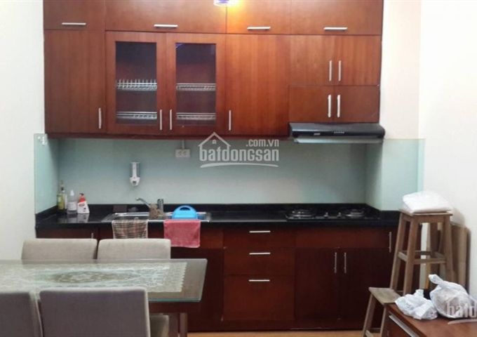 Cho thuê căn hộ chung cư C10 Xuân La, Tây Hồ, 64m2, 2PN, nội thất rất đẹp, 6 tr/tháng