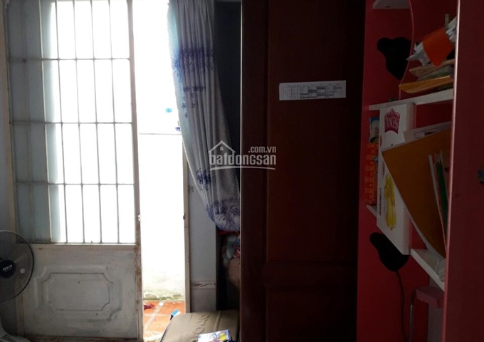 Nhà hẻm đường Đặng Lộ, gần chợ Vĩnh Hải Nha Trang, cách biển 700m. LH: 0905095584