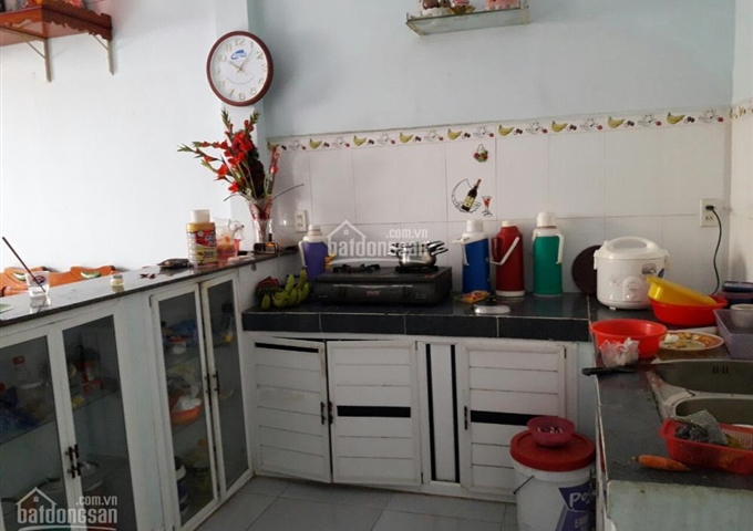 Nhà hẻm đường Đặng Lộ, gần chợ Vĩnh Hải Nha Trang, cách biển 700m. LH: 0905095584