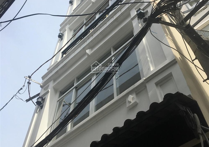 Nhà 372/30 Cách Mạng Tháng 8, P.10, Q.3, dt 45m2, 3 lầu