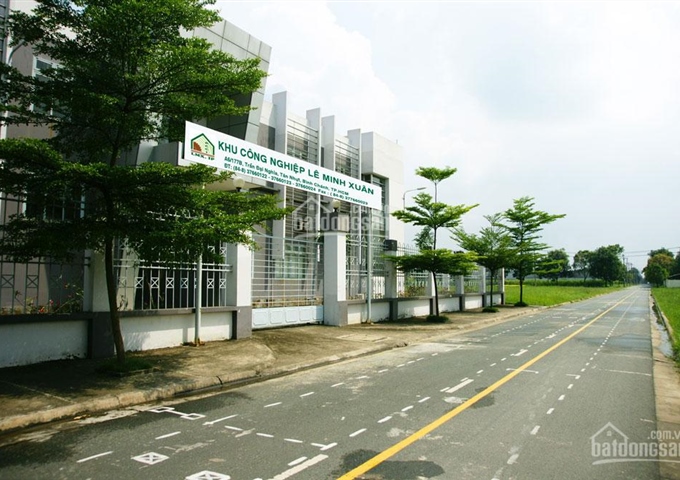Trí BĐS, nhà xưởng 2.500m2 KCN Lê Minh Xuân, đất lâu dài, xưởng đẹp 2 mặt tiền, giá 7.5 tr/m2