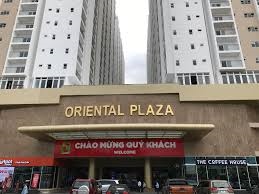 Bán gấp căn hộ Oriental Plaza, BigC Âu Cơ, 85m2, đã làm nội thất, giá 2.1 tỷ, nhà mới, 0902404454