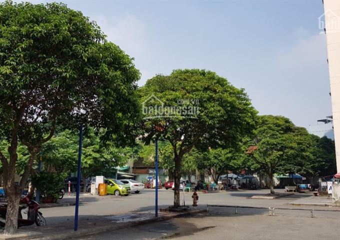 Chính chủ bán căn hộ 312 Lạc Long Quân 65m2 giá 1.6 tỷ, sổ hồng. LH 0933882368