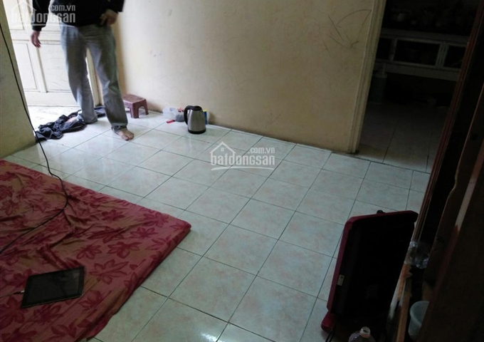 Bán căn hộ tập thể Lương Khánh Thiện - Tân Mai, 1 tỷ nên xem ngay kẻo hết