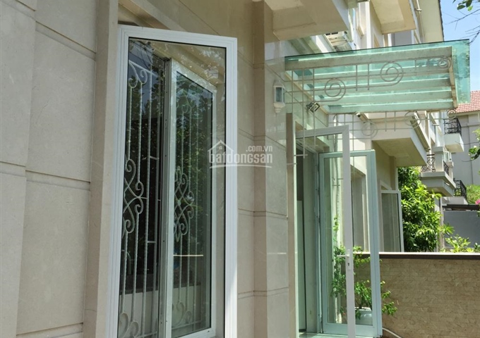 Bán BT đơn lập căn số 25A - đường Hoa Sữa 8 Vinhomes Riverside - DT 271m2 - 31,5tỷ - LH 0941598888