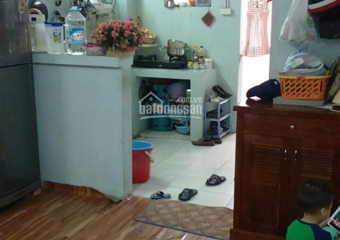 Bán nhà chung cư( tập thể) P410 - B21 Kim Liên - Phạm Ngọc Thạch - HN